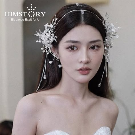 Smarter Shopping, Better Living! Aliexpress.com Korean Bride Hairstyle, Korean Bride, Handmade Hairpin, Hair Accessories Wedding, Hairdo Wedding, Wedding Women, Hair Chains, Pearl Chain Necklace, Bride Hair