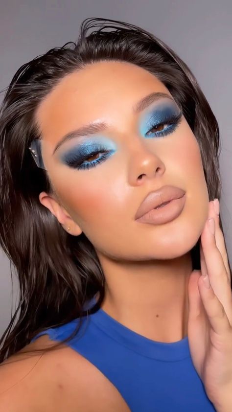 Disco Makeup, Prom Eye Makeup, Glam Makeup Look, Beautiful Eye Makeup, Eye Makeup Designs, Dope Makeup, Makeup Eye Looks, Glamour Makeup, Blue Makeup