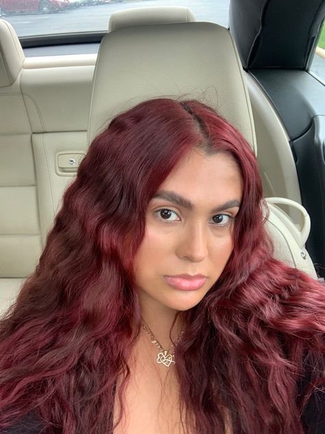 Selfie in the car Red Hair And Eyebrows, Latinas With Red Hair, Latina With Red Hair, Latina Red Hair, Aesthetic Eyebrows, Red Hair Latina, Masc Girl, Red Eyebrows, Cherry Hair