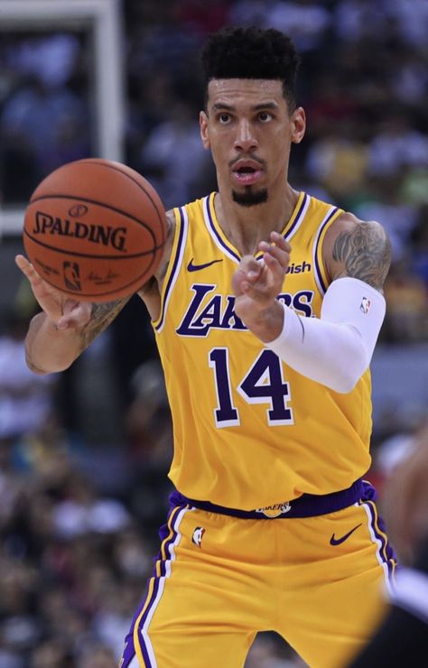 Danny Green, Basketball Highlights, Lonzo Ball, Unsung Hero, Work Quotes Inspirational, Magic Johnson, Basketball Legends, Nba Jersey, Los Angeles California