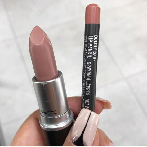 MAC lipstick: Really Me | lipliner: Boldly Bare Beauty Humor, Natural Hair Mask, Lipstick Kit, Makeup Tricks, Mac Makeup, Mac Lipstick, Halloween Make, Lipstick Colors, All Things Beauty