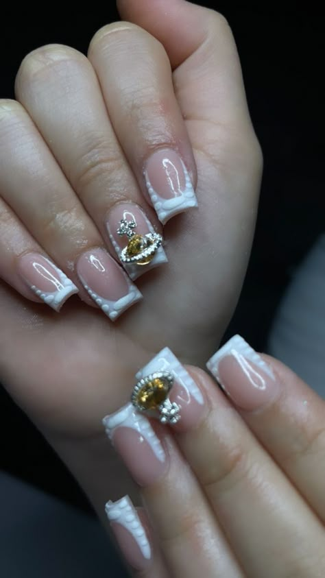 Boujee Short Nails, Boujee Nails Designs, Birthday 17, Boujee Nails, Rare Features, Hard Nails, Colored Acrylic, Colored Acrylic Nails, Colorful Nails