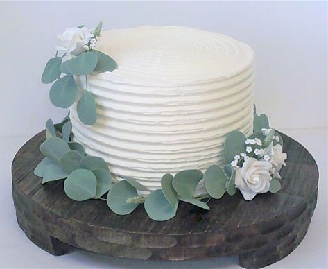 Cake With Eucalyptus, Wedding Cake With Greenery, Textured Buttercream Cake, Cake With Greenery, Textured Buttercream, Wedding Shower Cakes, Eucalyptus Wedding, Rose Cake, Baby's Breath