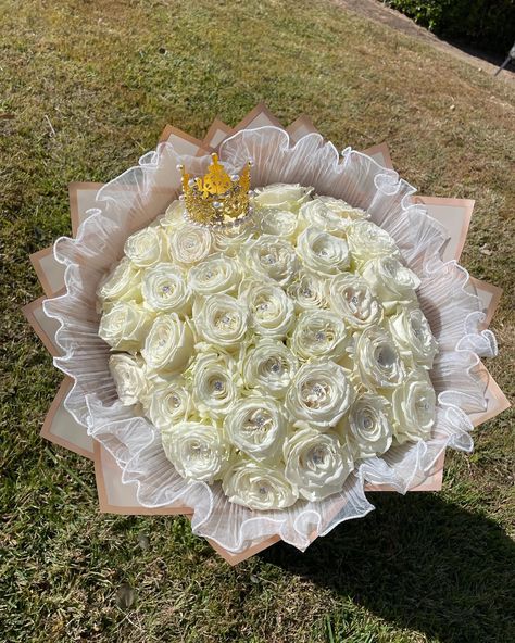 Super classy white rose bouquet 🤍 Fit For A Queen ✨ National GF Day is right around the corner, show her how much she means to you with a bouquet by @lilyyscreations To place an order text (559)331-1351 or dm @lilyyscreations 💐✨ Gf Day, National Gf Day, White Rose Bouquet, Two Year Anniversary, Loyal Customer, Give Back, Giving Back, Rose Bouquet, Around The Corner