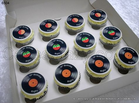 Motown Magic Theme Party, Record Cupcakes, Book Invitations, Motown Party, Music Cupcakes, 70s Party Theme, 70s Theme Party, Music Cakes, Music Cake