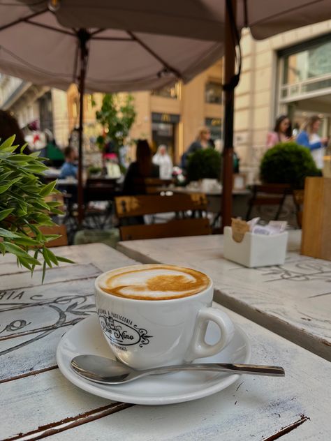 #italy #rome #roma #cafe Rome Cafe Aesthetic, Italy Coffee Shop, Rome Cafe, Cafe In Italy, Coffee In Rome, Rome Cafes, Melanie Moreland, Coffee In Italy, Rome Coffee