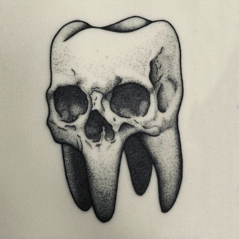 @lamistica.ink on instagram Macabre Tattoo Designs, Skull Bicep Tattoo, Easy Goth Tattoos, Mandible Tattoo, Unsettling Tattoos, Eye Ball Tattoos, Sharp Teeth Tattoo, Creepy Clown Tattoo, Severed Head Tattoo