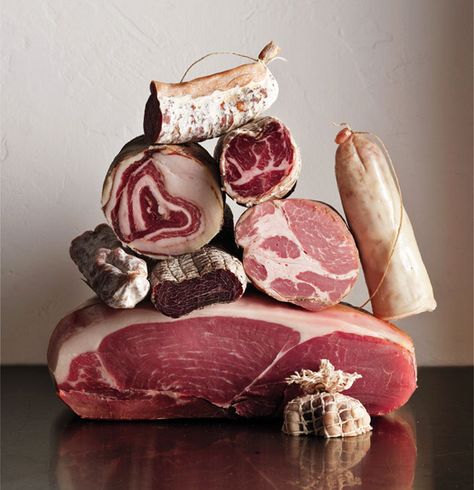 Creminelli Fine Meats Will Whisper Sweet Salumi Nothings In Your Ear - Bon Appétit Meat Food Styling, Sausages Packaging, Gourmet Cheese, Charcuterie Cheese, How To Make Sausage, Cured Meats, Meat And Cheese, Beautiful Food, Bon Appetit