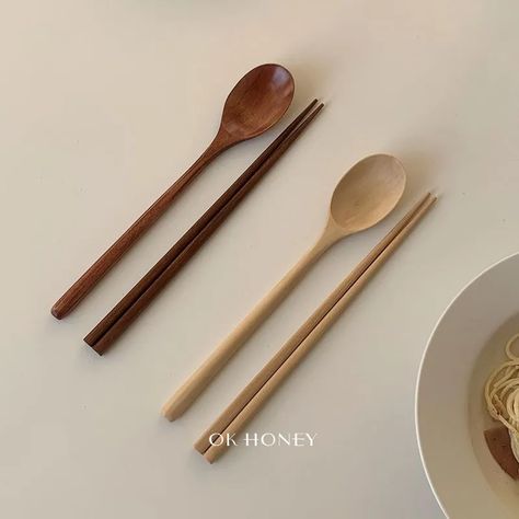 Aesthetic Spoon And Fork, Spoon Fork Chopstick Set, Spoon Chopsticks Set, Korean Wooden Spoon, Korean Spoon And Fork Set, Wooden Spoon Set, Japanese Kitchen Utensils, Aesthetic Chopsticks, Chopsticks Aesthetic