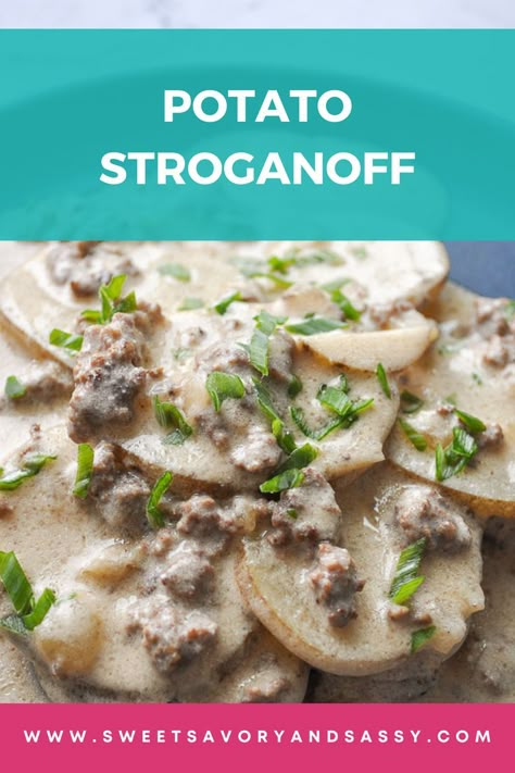 Pinterest pin for Potato Stroganoff recipe. Closeup photo of potato stroganoff served on a plate. Potato Stroganoff Recipe, Potato Stroganoff, Easy Recipe Using Ground Beef, Hamburger Stroganoff Recipe, Beef Recipes Summer, Hamburger And Potatoes, Potatoes And Onions, Ground Beef Stroganoff, Ground Beef And Potatoes