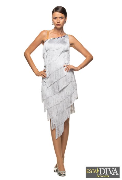 This Latin fringe dress is made-to-measure to get the perfect fit. Long Fringe Dress, Dress Latina, Dance Outfit, Latin Dance Dresses, Long Fringe, Long Fringes, Fringe Dress, Dance Fashion, Dress C