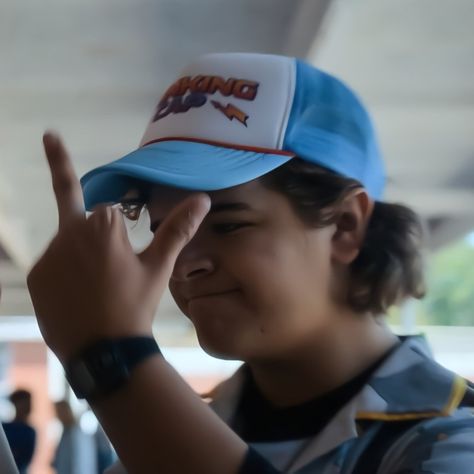 gaten matarazzo as dustin henderson in stranger things season 4 Dustin Stranger Things, Gaten Matarazzo, Dustin Henderson, Stranger Things Season 4, Stranger Things Dustin, Stranger Things Tv, Stranger Things Aesthetic, Stranger Things Season, Season 4