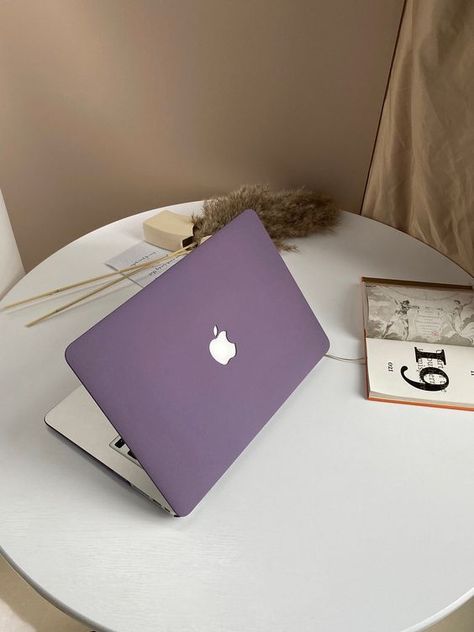 Purple Laptop Aesthetic, Macbook Pro Aesthetic Case, Purple Apple Products, Purple Office Aesthetic, Apple Laptop Aesthetic, Macbook Purple, Macbook Air Case Aesthetic, Macbook Pro Aesthetic, Apple Laptop Case