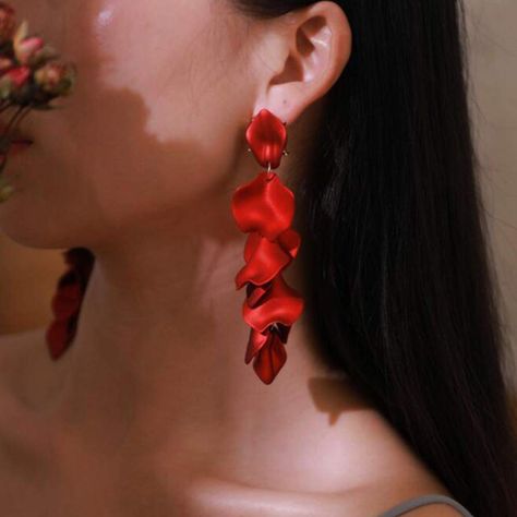 Flower Statement Earrings, Acrylic Rose, Cheap Earrings, Dope Jewelry, Long Drop Earrings, Earrings Bohemian, Stylish Earring, Red Earrings, Resin Flowers