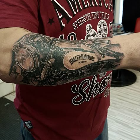 American Flag Forearm Tattoo, Hd Tattoos, Harley Tattoos, Motorcycle Tattoo, Motor Tattoo, Harley Davidson Tattoos, Unique Vehicles, Motorcycle Tattoos, Biker Tattoos