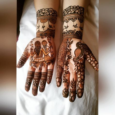 @priyanka__mehndi posted on their Instagram profile: “#heenalovers❤️ 😍😍” Best Friend Mehndi, Best Friend Mehndi Design, Teej Mehendi, Mehndi Basic, Mehendi Designs For Hands, Normal Design, Mehedi Design, Unique Mehndi, Henna Tattoo Designs Hand