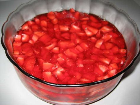 jello with fresh strawberries, pineapple and bananas. Jello Fruit Salad, Jello Fruit, Jello Fruit Salads, Recipes With Fruit Cocktail, Pineapple Jello, Jello With Fruit, Jello Flavors, Jello Dessert Recipes, Orange Jello