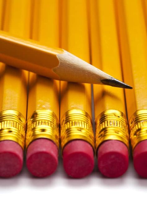 Bonnie Garmus, Eraser Drawing, Pencil And Eraser, Cool Erasers, Improve Drawings, Types Of Pencils, Yellow Pencil, Kneaded Eraser, Drawing Pencils