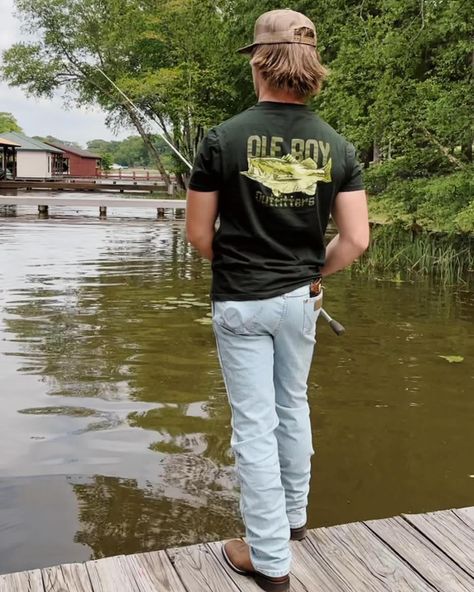 What’s up Ole Boy! Check out our Ole Boy Bass Tee. The detail on this design by our friend @dawsonian.studios is 🔥! Pick you up one today before they’re gone! #oleboy #oleboyoutfitters #bass #bassfishing #fishing #fishing🎣 #fishinglife #lake #lakelife #fishin #fishingtrip #follow #followus #viral #viralvideos #viralreels #viralinstagram Caw Boy Style, Southern Guy Outfits, Country Guy Aesthetic, Men’s Punchy Outfits, Country Boy Clothes, Country Boy Aesthetic, Country Boy Style, Hot Country Guy, Bf Clothes