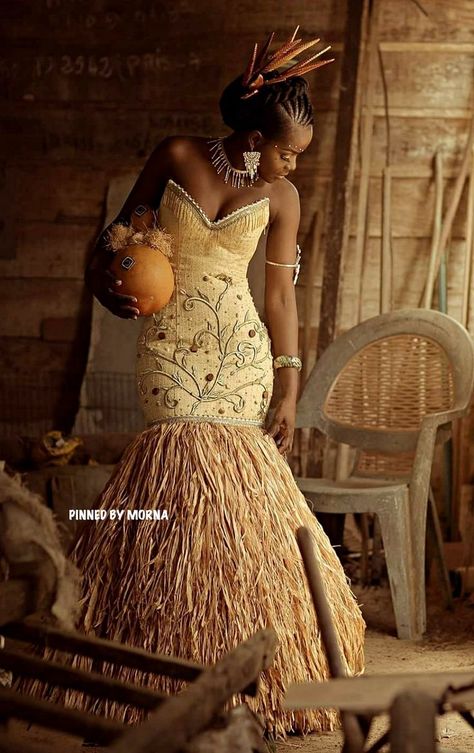 Touch by Rhim - Gabon 🇬🇦 African Traditional Wedding Dress, Bohemian Wedding Decorations, Traditional Wedding Attire, Wedding Dress Outfit, African Traditional Wedding, Classy Wedding Dress, Traditional Wedding Decor, African Wedding Dress, Wedding Vision Board