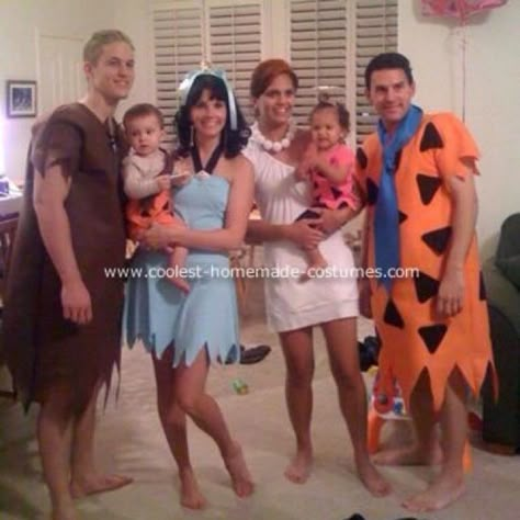 Cute idea. Barney, Betty, Bam Bam Rubble Flinstones Party, Flintstones Halloween Costumes, Bam Bam Costume, Flintstones Costume, Pebbles And Bam Bam, Costume Family, Infant Halloween, Aubrey Kate, Halloween 90s