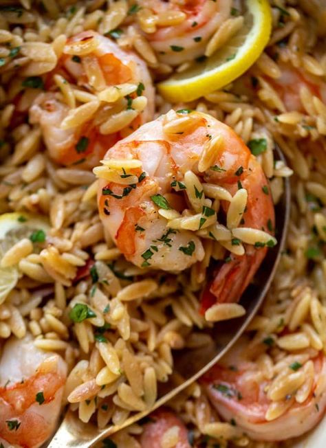 One Pot Shrimp and Orzo - Garlic Butter Shrimp and Orzo One Pot Shrimp, Shrimp And Orzo, Shrimp Orzo, How To Make Risotto, Potted Shrimp, Oven Vegetables, Roasted Shrimp, Grape Salad, Garlic Butter Shrimp