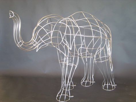 Topiary Frames & Frames for Florists | Topiary Art Designs Topiary Animals, Topiary Frames, Flower Elephant, Topiary Centerpieces, Art Fer, Chicken Wire Crafts, Topiary Diy, Streetscape Design, Wire Art Sculpture