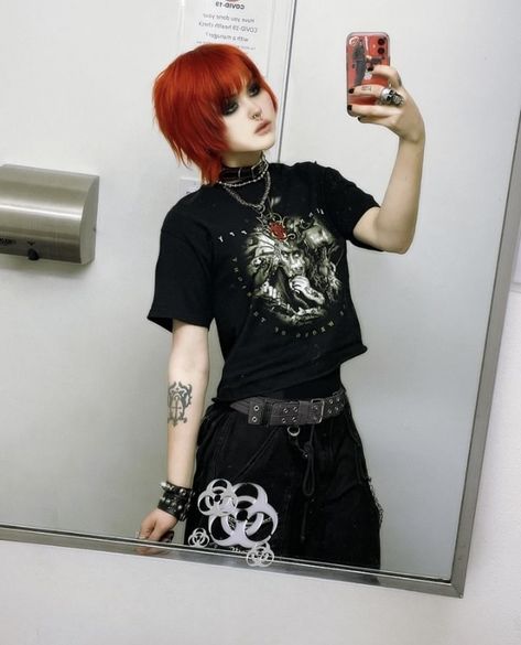 Summer Emo Outfits, Alt Summer Outfits, Emo Outfit Ideas, Emo Outfit, Gothic Hairstyles, Crazy Women, Dark Outfits, Rock Outfits, Punk Outfits