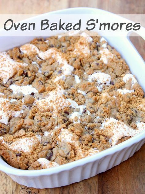 Indulge in the deliciousness of these easy 4 ingredient Oven Baked S'mores Bars. A perfect dessert recipe for any occasion! Baked Smores, S Mores Bars, Oreo Dessert, Bars Cookies, S'mores, Eat Dessert First, Bar Cookies, Desserts Snacks, Yummy Sweets