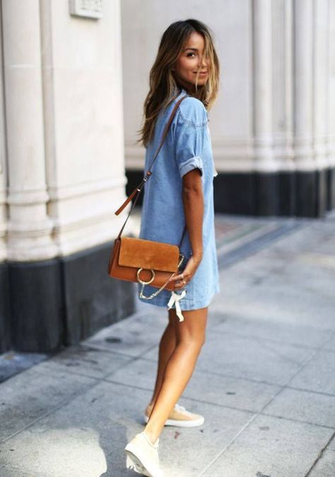 Vacation Outfits: 17 Lovely Combos to Copy This Season Casual Chique Stijl, Rok Midi, Casual Weekend Outfit, Moda Jeans, Mode Casual, Looks Street Style, Mode Inspo, Vestido Casual, Inspiration Mode