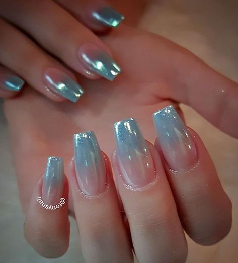 Hairstyle Fancy, Custom Nails Design, Blue Chrome Nails, Chrome Nail Polish, Unghie Sfumate, Custom Nails, Unicorn Nails, Her Nails, Gradient Nails