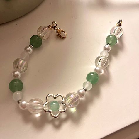 7 3/4 Inches, Adjustable Length, Nwot, Handmade Open To Offers! Green Bracelet Aesthetic, Green Cottagecore Aesthetic, Green Cottagecore, Aesthetic Bracelet, Colorful Bead Bracelets, Homemade Bracelets, Green Beaded Bracelets, Green Bracelet, Diy Jewelry Unique