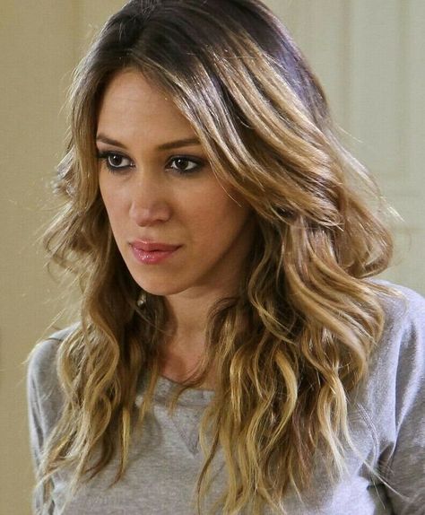 Haylie Duff Haylie Duff, Ciaran Hinds, Female Actresses, Hilary Duff, Iconic Women, Blade Runner, The Duff, Scarlett Johansson, Celebrities Female