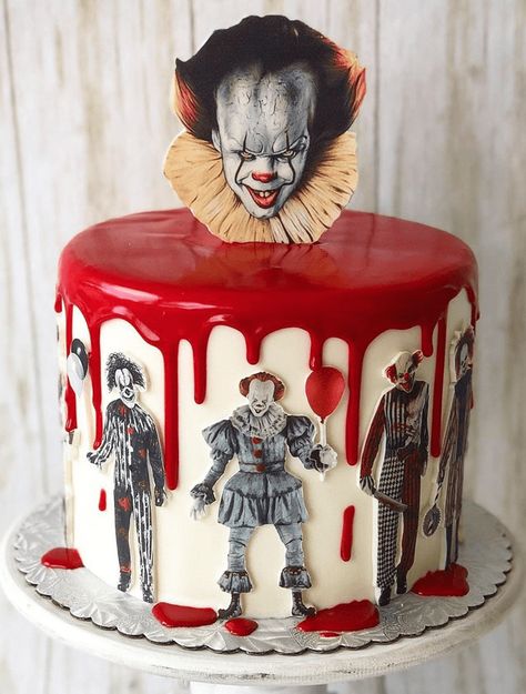 Pennywise Birthday, Pennywise Cake, Horror Cake, Pasteles Halloween, Scary Cakes, Clown Cake, It Cake, Savory Cakes, Movie Cakes