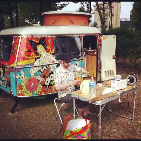 #breakfast just under the #sun #glamping #camping #puck #puckeriba #eriba #paris #boisdeboulogne by Marie Meier, via Flickr Eriba Caravans, Eriba Puck, Watercolor Pineapple, Retro Camping, Retro Caravan, Time Travelers, Caravan Site, Vintage Caravans, Paris Summer