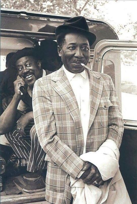 Fred Below, Muddy Waters. Cadillac Records, Gil Scott Heron, Blues Musicians, Delta Blues, Blues Artists, Music Pics, Muddy Waters, Red Rooster, Guitar Players