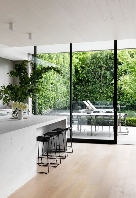 A light-filled home in Melbourne inspired by a designer's love affair with marble Marble Home, Melbourne House, Glass Walls, Furniture Designer, Open Kitchen, Love Home, House Inspo, Modern Interior Design, House Inspiration