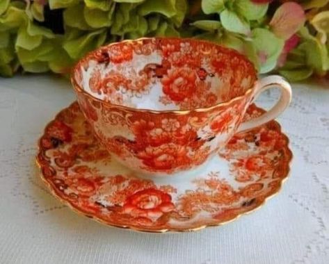 Tea Cup Collection, Pretty Tea Cups, Cuppa Tea, China Dishes, Dessert Stand, Shoes Ideas, Teapots And Cups, Antique Tea, China Tea Cups