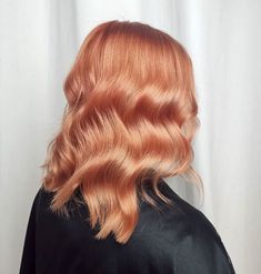 20 Best Peach Hair Color Ideas and Undertones for Summer 2020 Peach Balyage Short Hair, Peach Toned Hair, Creamsicle Hair, Peach Copper Hair, Ginger Peach Hair, Dark Peach Hair, Apricot Hair Color, Peachy Blonde Hair, Summer Redhead