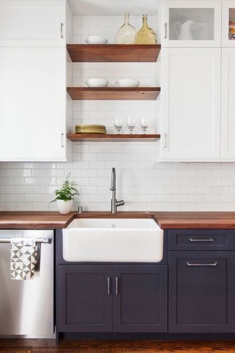 8 Stunning Kitchens With Butcher Block Countertops - Rhythm of the Home Navy Kitchen, Серая Кухня, Kitchen Contemporary, Butcher Blocks, Kabinet Dapur, Pretty Kitchen, 아파트 인테리어, Kitchen Cabinet Colors, Kitchen Redo