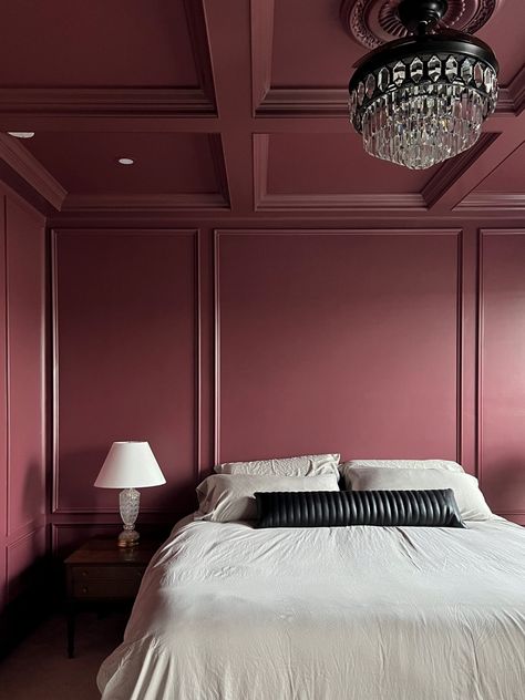 The top burgundy paint colors most recommended by interior designers for a moody, sophisticated space in bathrooms, kitchens, and bedrooms. Burgundy Paint Colors, Maroon Room, Maroon Bedroom, Burgundy Room, Maroon Walls, Burgundy Bedroom, Fandelier Ceiling Fan, Burgundy Walls, Burgundy Paint