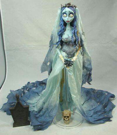 Corse Bride, Halloween Makeup Costume Ideas, Makeup Costume Ideas, Corpse Bride Characters, Corpse Bride Doll, Tattoos Skeleton, Halloween Makeup Costume, Day Of Dead Tattoo, Disney Costume Makeup