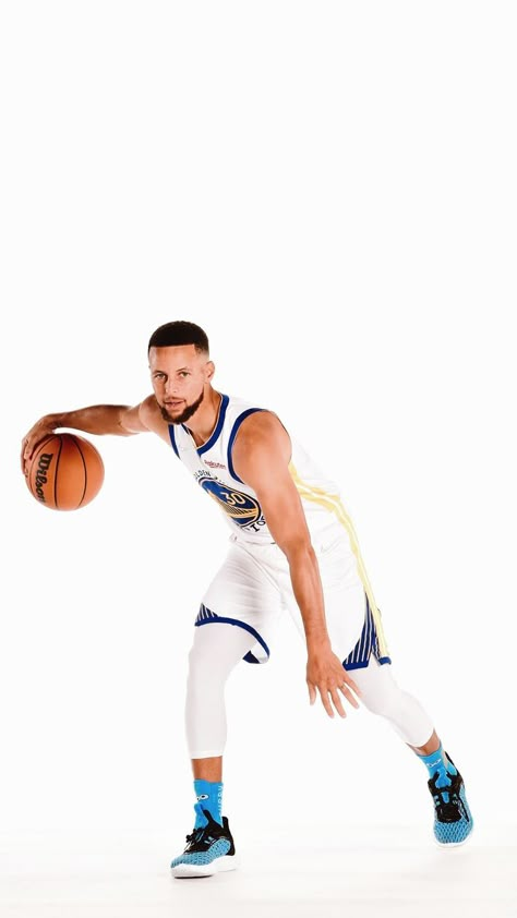 Curry Jersey Outfit, Human Pose Reference, Basketball Jersey Outfit, Curry Jersey, Stephen Curry Wallpaper, Curry Wallpaper, Curry Pictures, Curry Nba, Creative Pizza