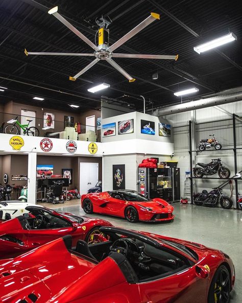 Detached Garage on Instagram: “What is your favorite Ferrari in this Garage? 🤔 Ferrari Friday coming in 🔥 😎 . . . Follow @detachedgarage for more ideas and awesome…” Ferrari Garage, Garage Designs, Car Workshop, Small Garage, High Performance Cars, Garage Design, What Is Your Favorite, Dream Garage, Detached Garage