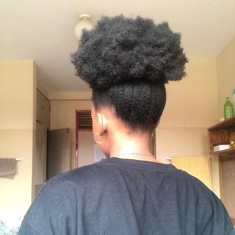 4c hair puff 4c Hair Puff, Afro Puff Hairstyles, 4c Natural Hairstyles Short, Hair Journey Tips, Hair Like Wool, Cabello Afro Natural, Hair Puff, Natural Hairstyle, Natural Afro Hairstyles