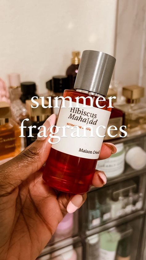 Eni Popoola | NYC Blogger (@enigivensunday) posted on Instagram • Jun 10, 2022 at 6:41pm UTC Summer Fragrance, Luxury Perfume, Fragrance Notes, Perfume Collection, I Win, Smell Good, Rosé Wine Bottle, Hibiscus, Blogger