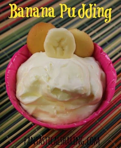 Banana Pudding | www.fantasticalsharing.com | #banana #pudding #dessert Dirt Pudding Recipe, Dirt Pudding Recipes, Banana Pudding Dessert, Dirt Pudding, Pudding Dessert, Chocolate Shake, Jello Recipes, Köstliche Desserts, Pudding Recipe