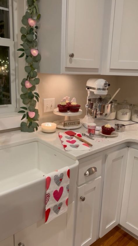 Valentines Baking and Valentines Decor #valentinesday2023 #amazonhome Valentine Kitchen Decor Ideas, Valentines Kitchen Decor, Valentine Kitchen Decor, Valentines Day Kitchen, Valentines Kitchen, Ikea Kitchen Organization, Valentines Home Decor, Valentines Day Home Decor, Easy Holiday Decorations