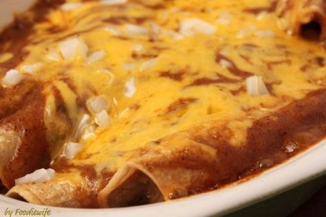 Cheese Enchiladas with chili gravy Cheese Onion Enchiladas, Chili Gravy Recipe, Spanish Meals, Chili Gravy, Enchiladas Beef, Tex Mex Chili, Mexican Enchiladas, Dinner Board, Mexican Meals