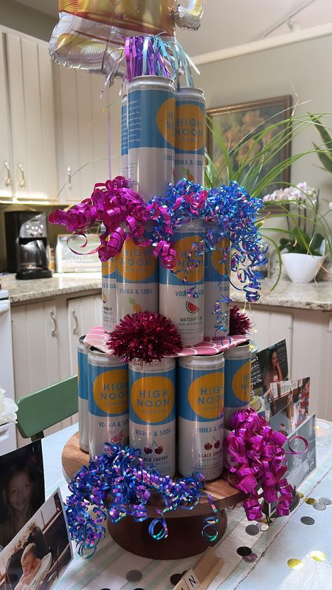 Alcohol Cake Tower, Alcohol Cake, 21 Bday, Cake Tower, Arts And Craft Ideas, Vodka Soda, Giving Tree, Yummy Alcoholic Drinks, 21st Birthday Cake